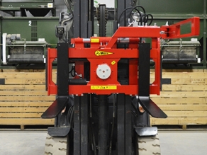 Box rotator with integrated side-shift